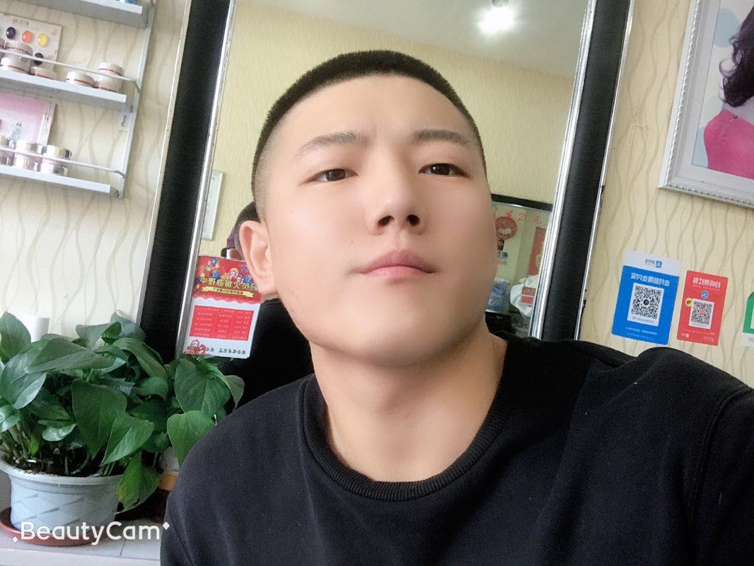 车昂轩
