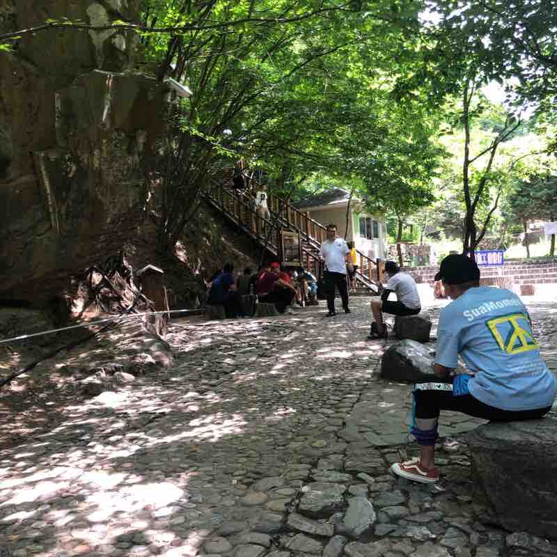 Bailixia Scenic Area walking route map in Bao Ding Shi