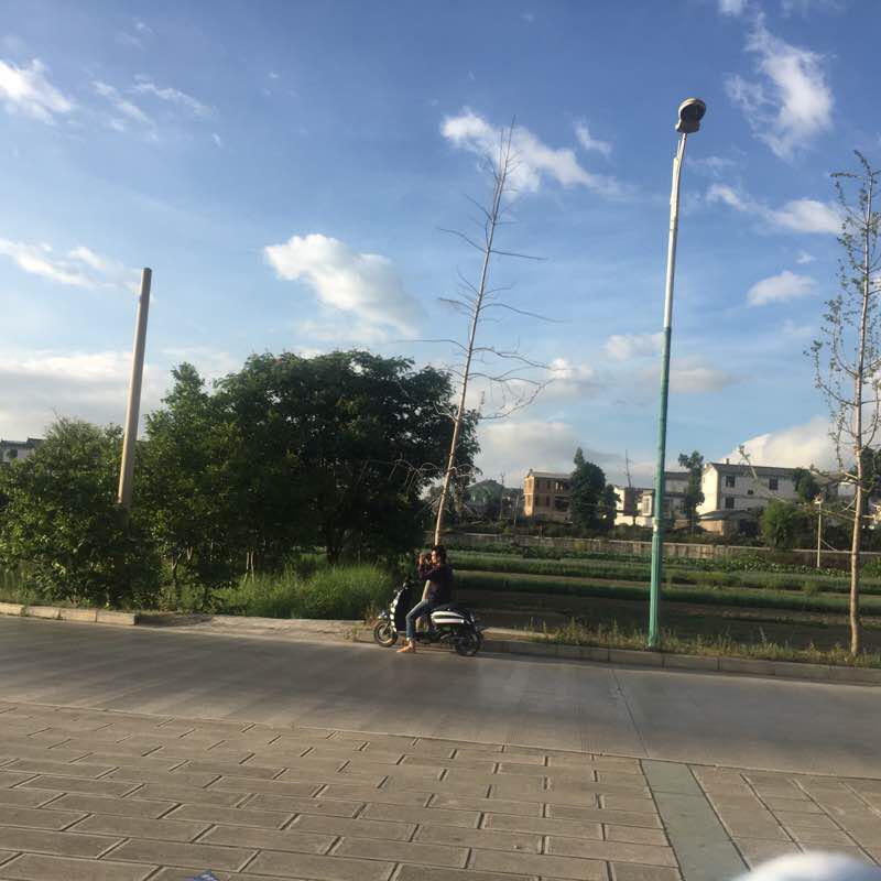 三塔 