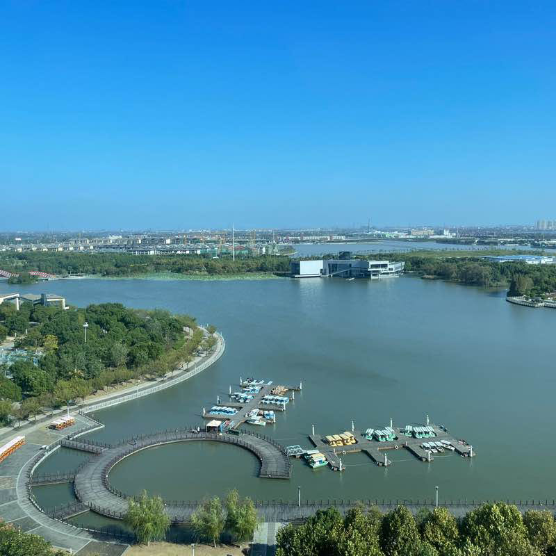 潜龙渠公园环湖步道